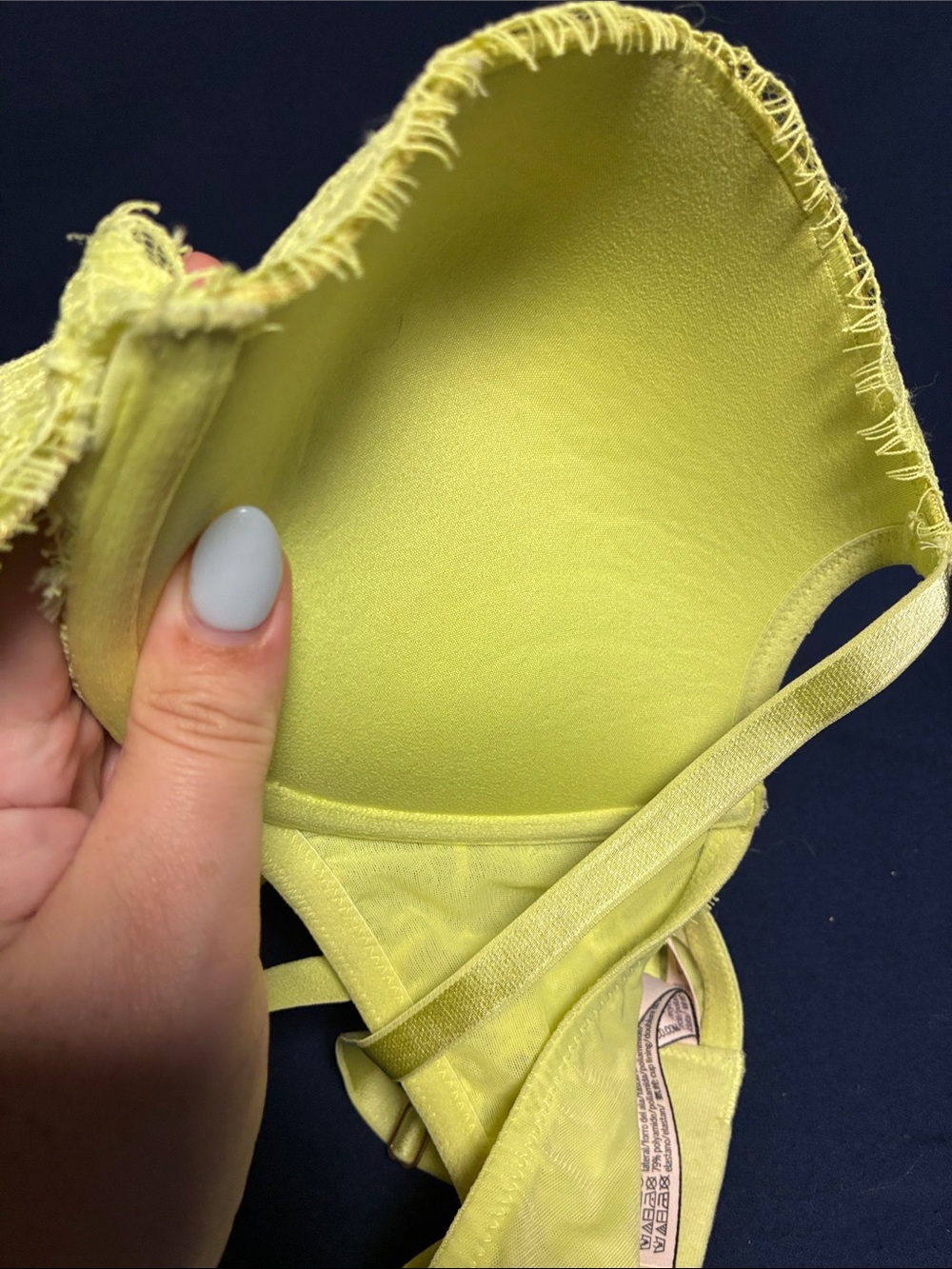 VS Bright Yellow Lace Push-Up Bra - Picture 6 of 6